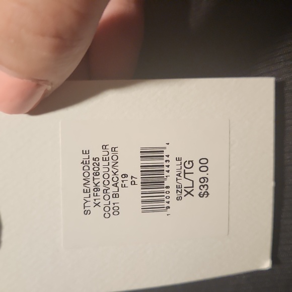 Thread black turtleneck - Picture 3 of 3